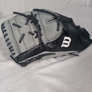 Wilson A360 12 Inch Utility Baseball Glove LHT Grey Black A03LB2112 Broken In